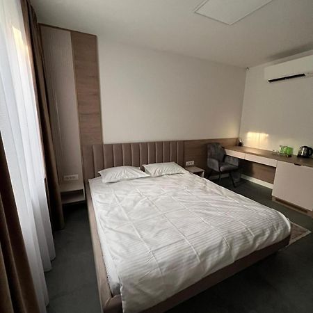 Arcgroup Medical Apartment Oradea Bagian luar foto